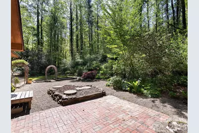 30 Kanuga Heights Lane, Hendersonville, NC 28739 - Photo 29