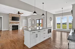 1182 Cape Hickory Rd, Hickory, NC 28601 - Photo 15