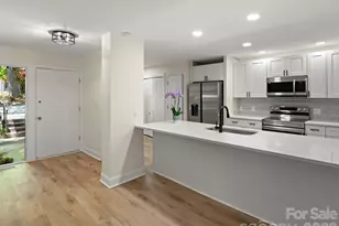 203 Crowfields Dr, Asheville, NC 28803 - Photo 5