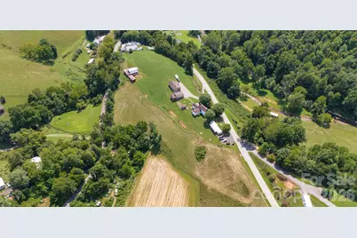 502 and  504 Old US 19 23 Highway, Candler, NC 28715 - Photo 41