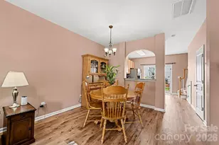 1033 Woodglen Ln, Matthews, NC 28104 - Photo 7