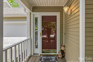 119 Carriage Walk Ln, Hendersonville, NC 28791 - Photo 5