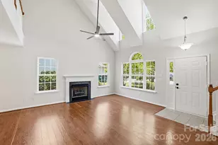 13919 Ballyshannon Ln, Charlotte, NC 28278 - Photo 7