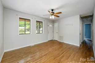 126 Upward Acres St, East Flat Rock, NC 28726 - Photo 3