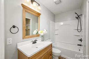 126 Upward Acres St, East Flat Rock, NC 28726 - Photo 15