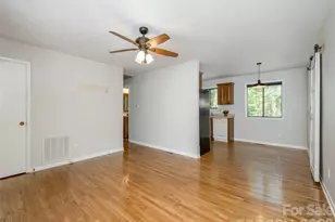 126 Upward Acres St, East Flat Rock, NC 28726 - Photo 5