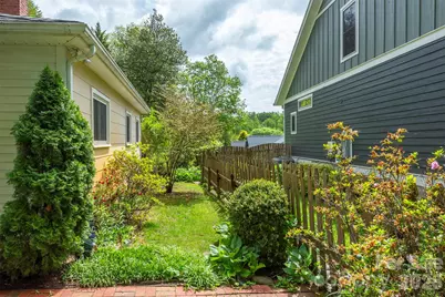 110 Enthoffer Street, Black Mountain, NC 28711 - Photo 25