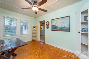 110 Enthoffer St, Black Mountain, NC 28711 - Photo 11