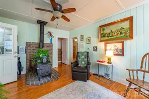 110 Enthoffer St, Black Mountain, NC 28711 - Photo 5