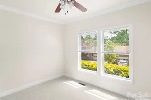 1 Hedgerose Ct, Asheville, NC 28805 - Photo 17