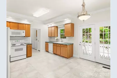 1 Hedgerose Court #B, Asheville, NC 28805 - Photo 7