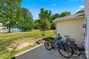 104 Gelderland Dr, Matthews, NC 28104 - Photo 21
