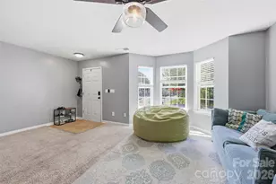 104 Gelderland Dr, Matthews, NC 28104 - Photo 3