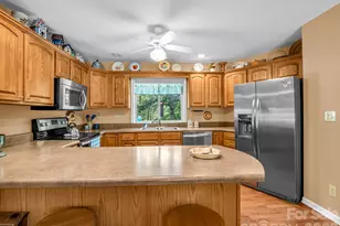 120 Lakewood Dr, Lake Lure, NC 28746 - Photo 9