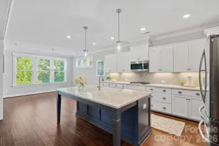 6132 Sandy Point Ln, Belmont, NC 28012 - Photo 3