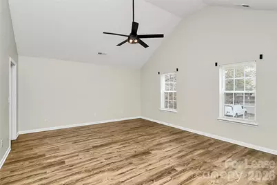 3128 Reid Brook Lane, Charlotte, NC 28208 - Photo 9