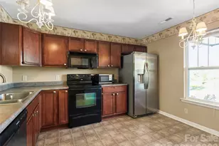 1704 Deermouse Way, Hendersonville, NC 28792 - Photo 5