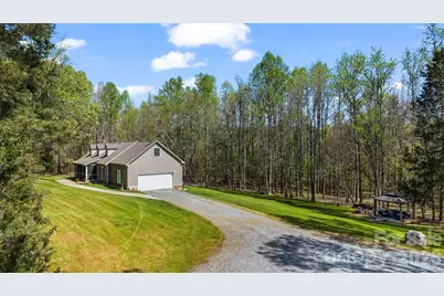 8611 Bent Creek Road, Waxhaw, NC 28173 - Photo 3