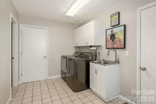 258 Dalhousie Ct, Flat Rock, NC 28731 - Photo 41