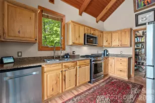 266 Hawks Crest Dr, Waynesville, NC 28786 - Photo 17