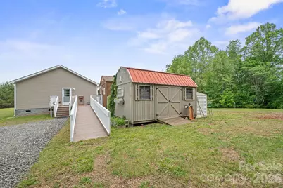 2517 Horseshoe Road, Westfield, NC 27053 - Photo 31