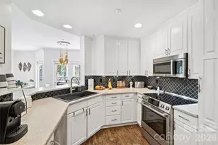 401 N Church St, Charlotte, NC 28202 - Photo 3
