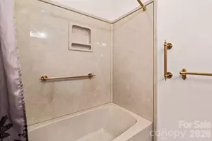 1137 Hibriten Dr SE, Lenoir, NC 28645 - Photo 27