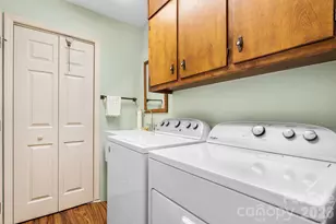 1137 Hibriten Dr SE, Lenoir, NC 28645 - Photo 29