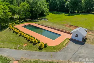 4030 Oak Hollow Ln, Harrisburg, NC 28075 - Photo 15