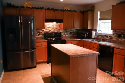 4410 Austin Dekota Drive, Charlotte, NC 28269 - Photo 9