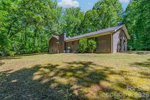 1836 Westbrook Rd, Edgemoor, SC 29712 - Photo 35