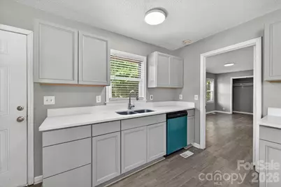 936 Holland Avenue, Charlotte, NC 28206 - Photo 11