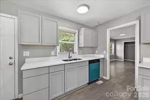 936 Holland Ave, Charlotte, NC 28206 - Photo 11