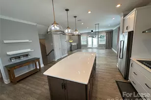 13006 Tinton Ave, Charlotte, NC 28204 - Photo 7