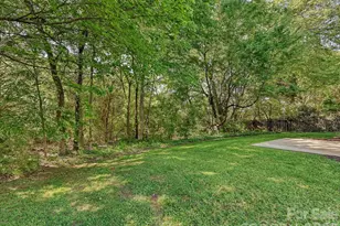 9132 Royal Highlands Ct, Charlotte, NC 28277 - Photo 33