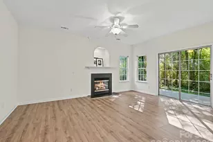 9132 Royal Highlands Ct, Charlotte, NC 28277 - Photo 5