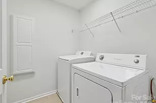9132 Royal Highlands Ct, Charlotte, NC 28277 - Photo 27