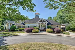 9132 Royal Highlands Ct, Charlotte, NC 28277 - Photo 37