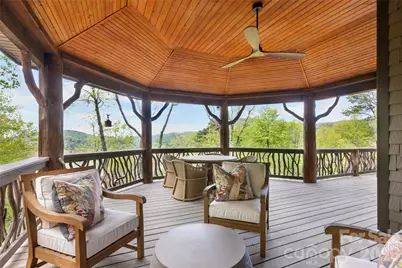 536 Hawk Mountain Road, Lake Toxaway, NC 28747 - Photo 19