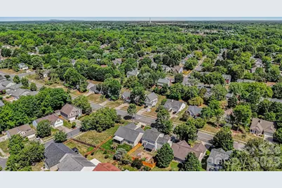 4313 David Cox Road, Charlotte, NC 28269 - Photo 25