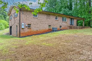 1871 Crestview Dr, Newton, NC 28658 - Photo 23