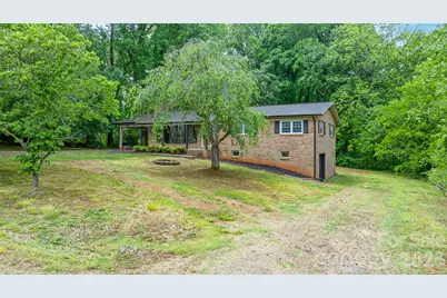 1871 Crestview Drive, Newton, NC 28658 - Photo 25