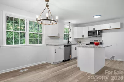 1871 Crestview Drive, Newton, NC 28658 - Photo 9