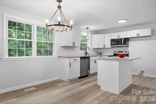 1871 Crestview Dr, Newton, NC 28658 - Photo 9