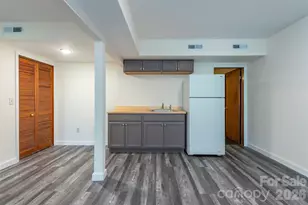 58 Ballantree Dr, Asheville, NC 28803 - Photo 9