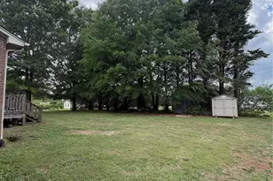 4445 Sulphur Springs Rd NE, Hickory, NC 28601 - Photo 3