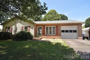4445 Sulphur Springs Rd NE, Hickory, NC 28601 - Photo 33