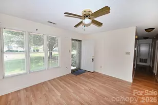 4445 Sulphur Springs Rd NE, Hickory, NC 28601 - Photo 17