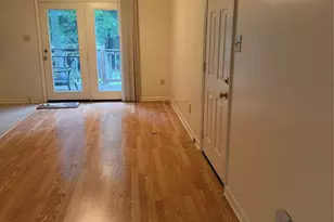 4445 Sulphur Springs Rd NE, Hickory, NC 28601 - Photo 5