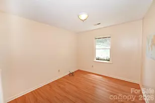 4445 Sulphur Springs Rd NE, Hickory, NC 28601 - Photo 19